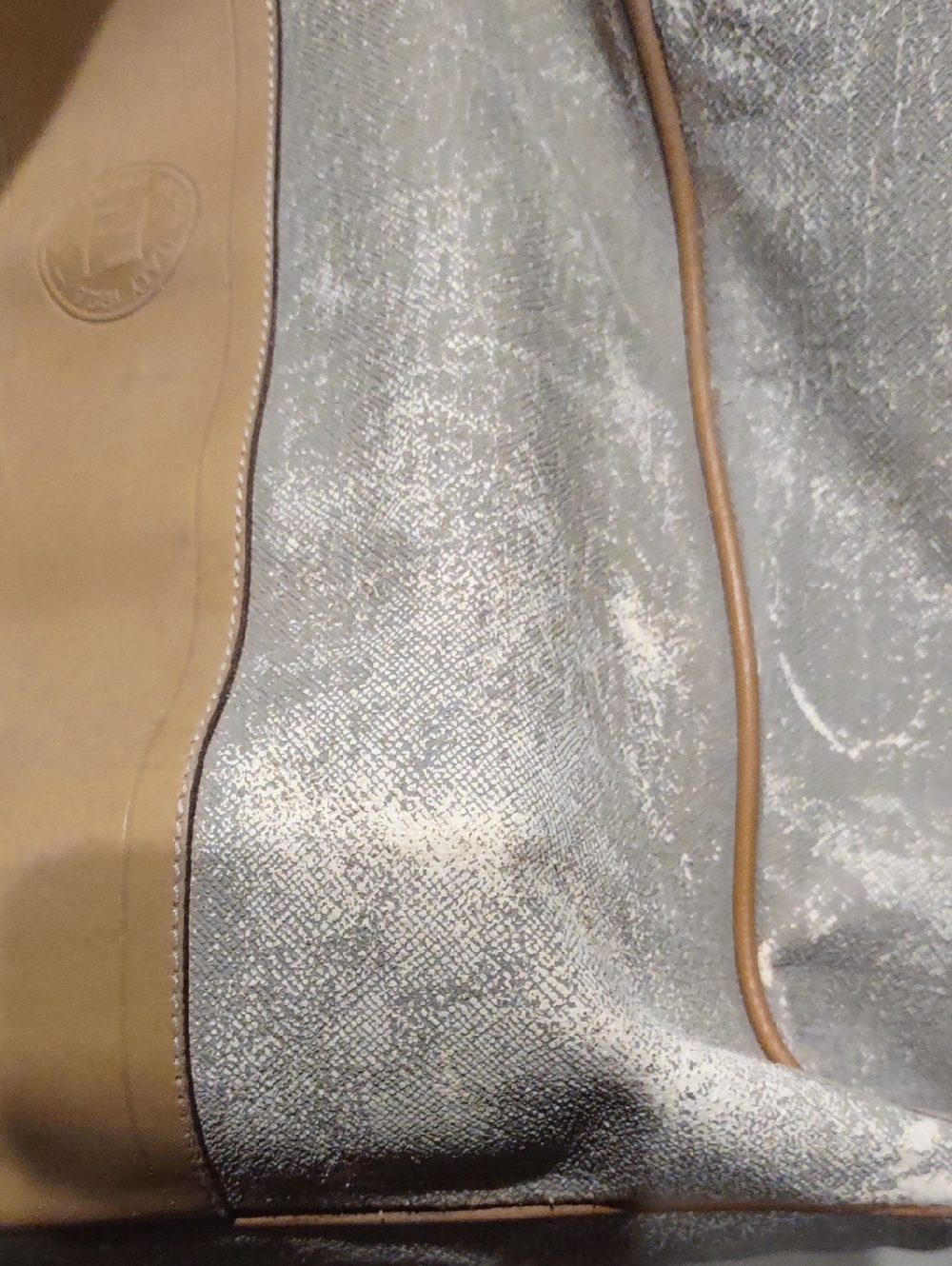 Fendi Authentic Bucket Shoulder Bag Purse, Read Description - Picture 4 of 16